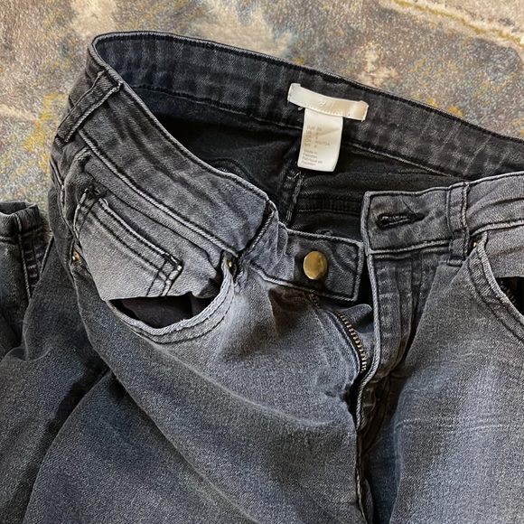 H&M jeans - Picture 2 of 5